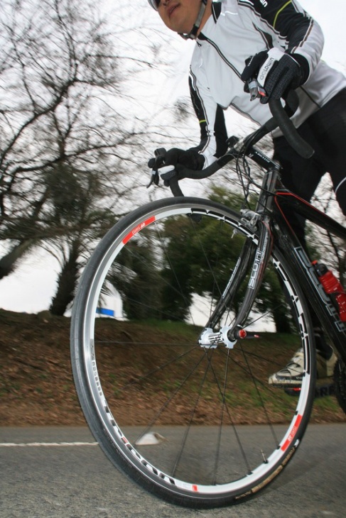 CycloWired 2010モデルインプレッション：DTスイス RR1450 TRICON 「普通さ」が信条の軽量チューブレスホイール